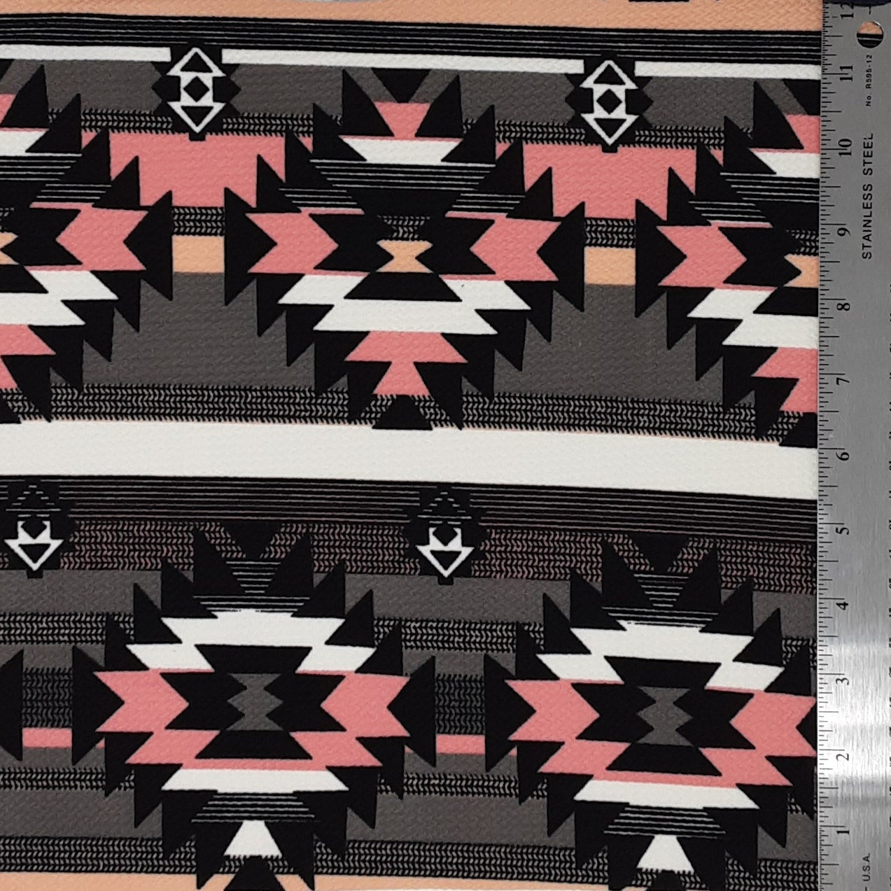 GREY/PINK AZTEC PRINT BUBBLE BULLET PRINT