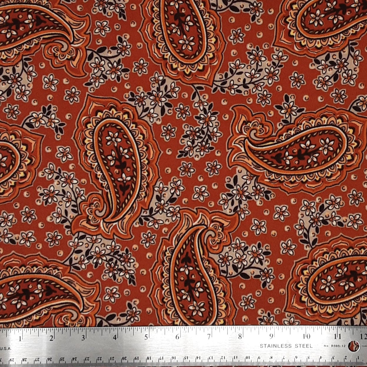 Lunarable Batik Fabric by The Yard, Paisley Motifs with Spring Blossoms and  Fresh Exotic Fantasy Artwork Print, Stretch Knit Fabric for Clothing