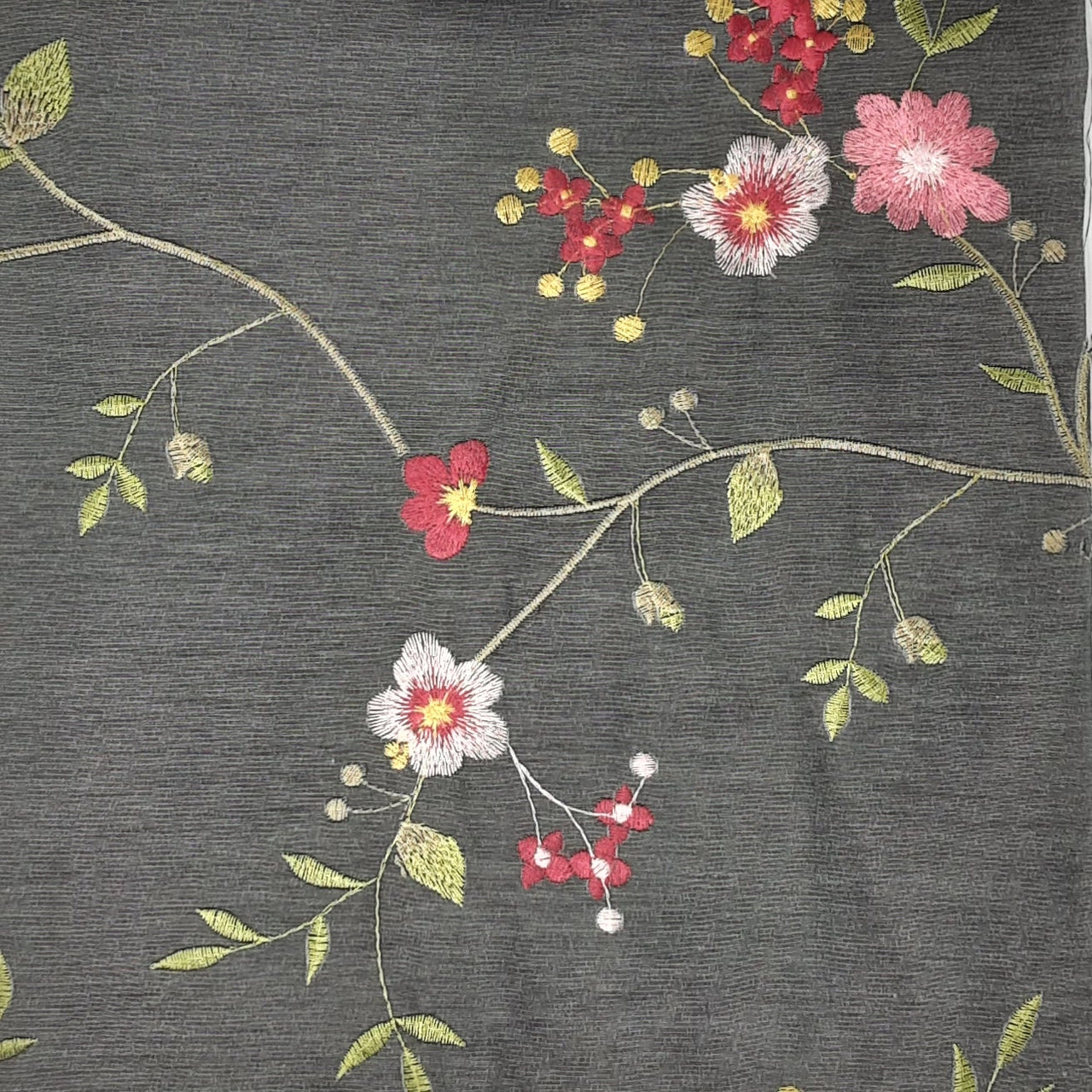 SWEET GRAY CHAM-329 CHAMBRAY EMBROIDERY 51/52"